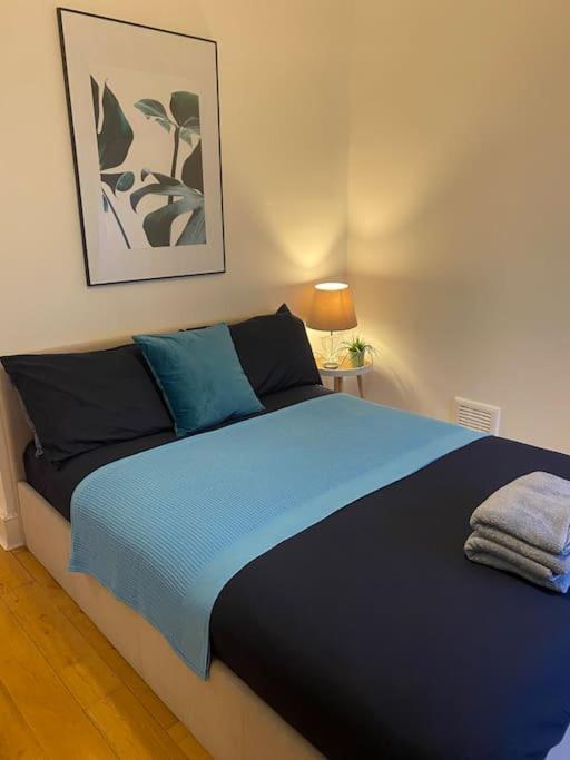 2 Bedroom Flat In Camberwell Green - Central Location With Excellent Connections To Tourist Attractions And Main London Airports Esterno foto