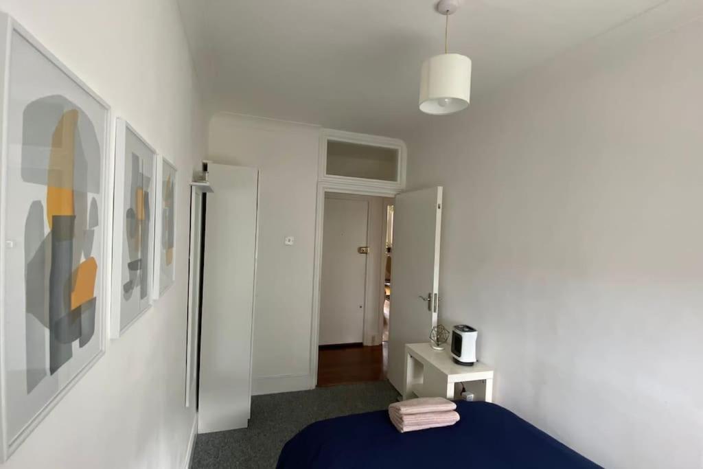 2 Bedroom Flat In Camberwell Green - Central Location With Excellent Connections To Tourist Attractions And Main London Airports Esterno foto